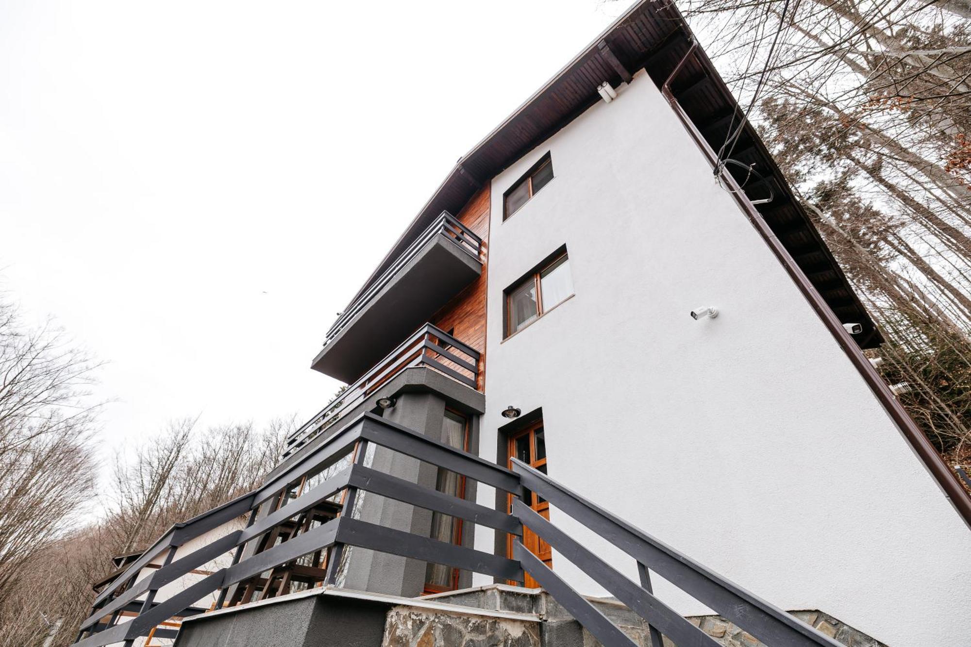 Forest Private With Balcony & Parking - Hublou 3 Apartament Sinaia