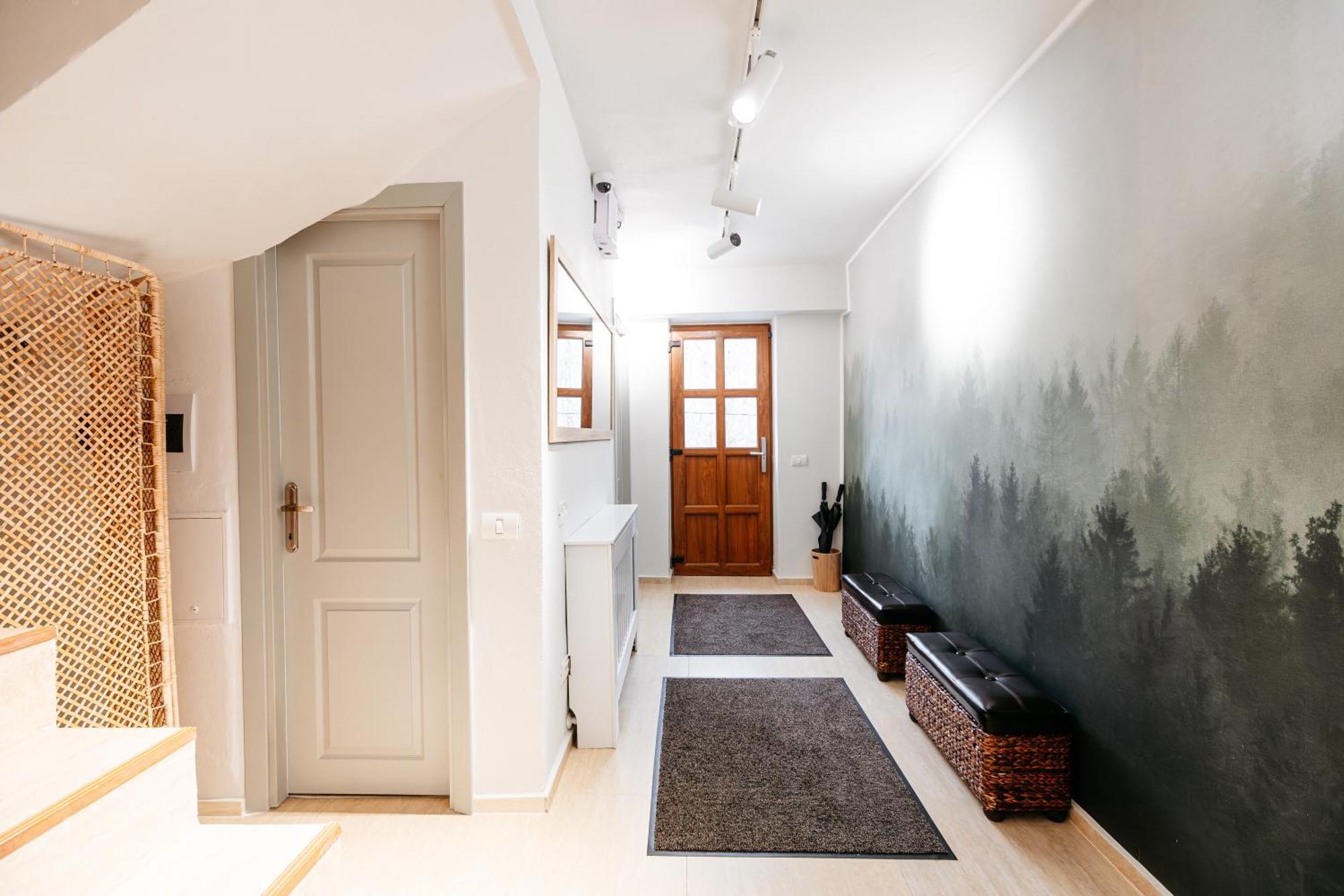 Forest Private With Balcony & Parking - Hublou 3 Apartament